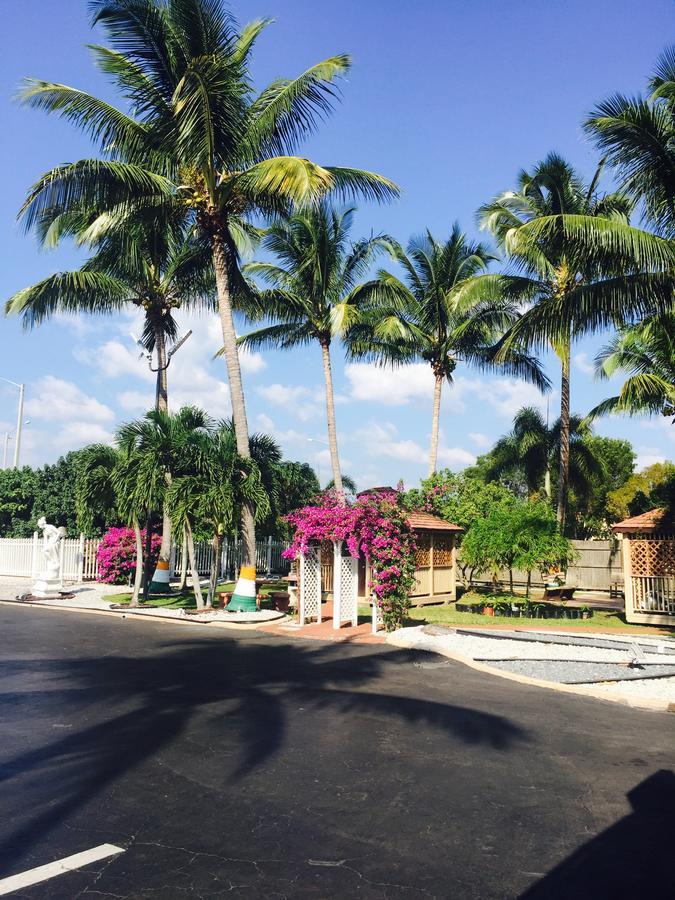 Fort Myers Inn ภายนอก รูปภาพ