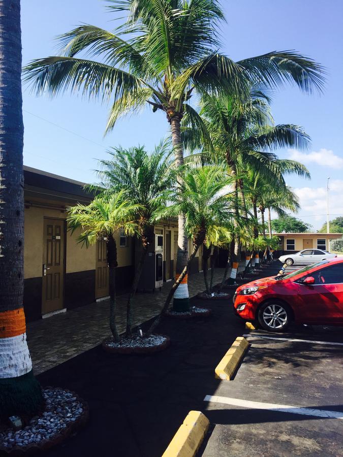 Fort Myers Inn ภายนอก รูปภาพ